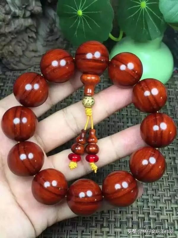 小叶紫檀手串的等级,小叶紫檀琴料怎么分等级