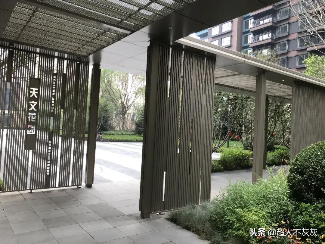 融创vs万科,融创万科绿地对比