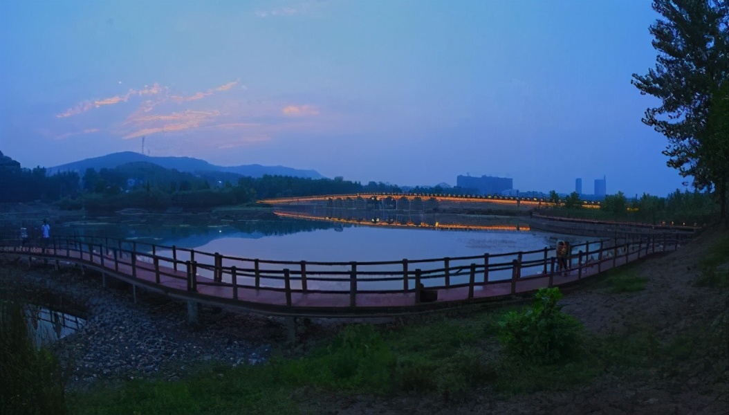 唐山地震完整版,唐山地震游玩