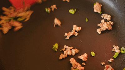 宝宝辅食一岁以上感冒餐,宝宝感冒了辅食午饭怎么吃