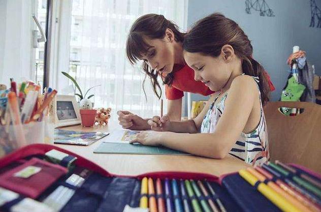 家中孩子心理不健康怎么造成的,为什么现在孩子心理不健康的多了