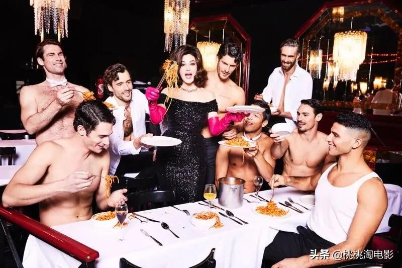 莫妮卡贝鲁奇的美图个人写真,莫妮卡贝鲁奇惊艳写真图片