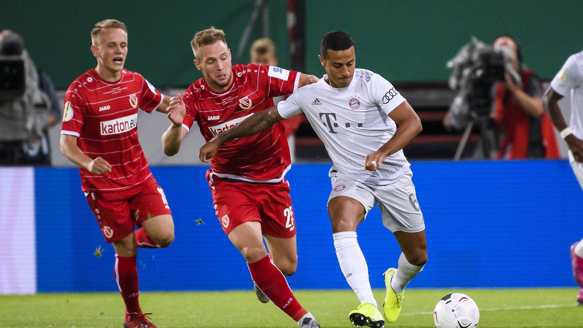 「解说员评论」德国杯首轮取胜后的拜仁几分欢喜几分愁