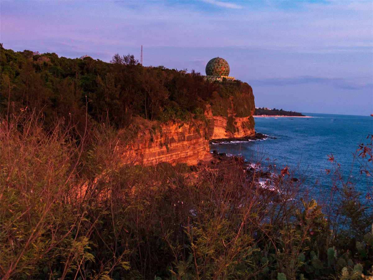 广西北海涠洲岛的火山岛介绍,涠洲岛是中国最年轻的火山岛吗
