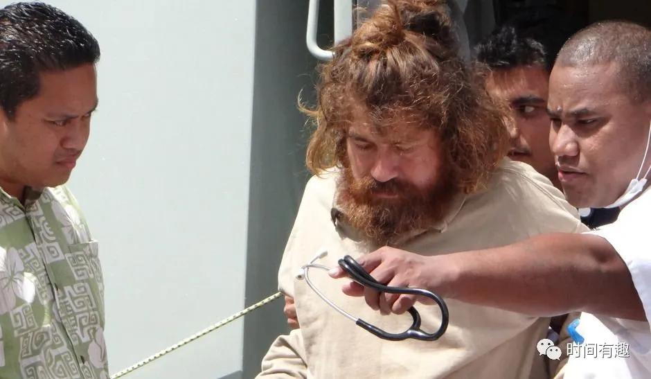 励志：我是怎么在海上漂泊438天奇迹生还并被质疑吃了同伴的？