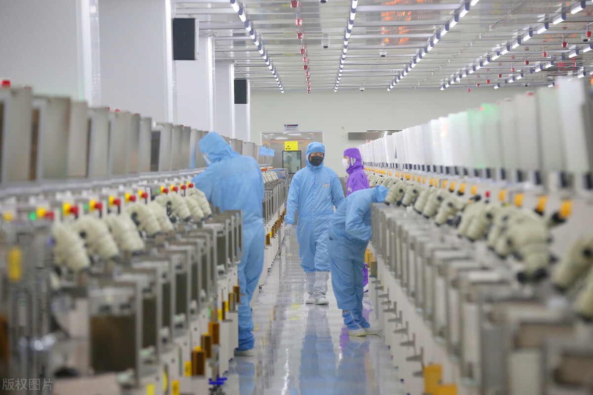 为什么中芯国际离职率高,中芯国际十二倍工资