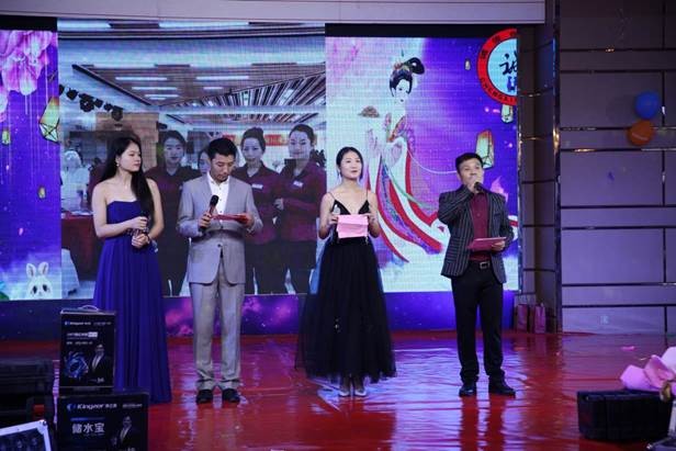 秋风送爽丹桂飘香秋雨绵绵,秋风送爽丹桂飘香秋意浓