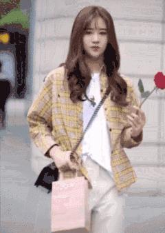 原来抓爆点就赚，看了网红街拍，才知道什么是中国式审美″？