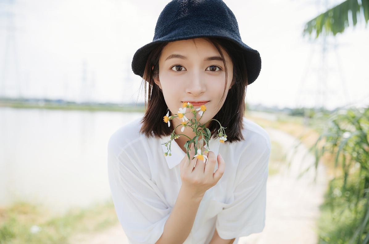 拍照紧张不自然怎么办,拍照不尴尬教程