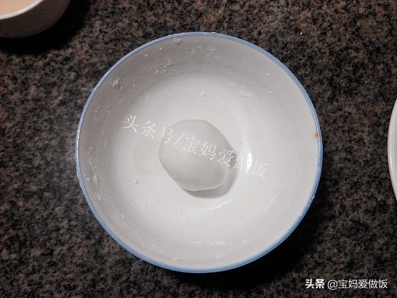 怎么用一杯元气满满乳茶做奶茶,手把手教你做奶茶之红豆椰果奶茶