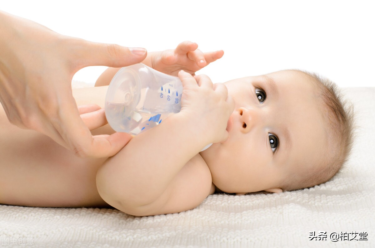 宝宝喝奶粉不爱喝水怎么办尿黄,宝宝喝奶粉不肯喝水怎么办