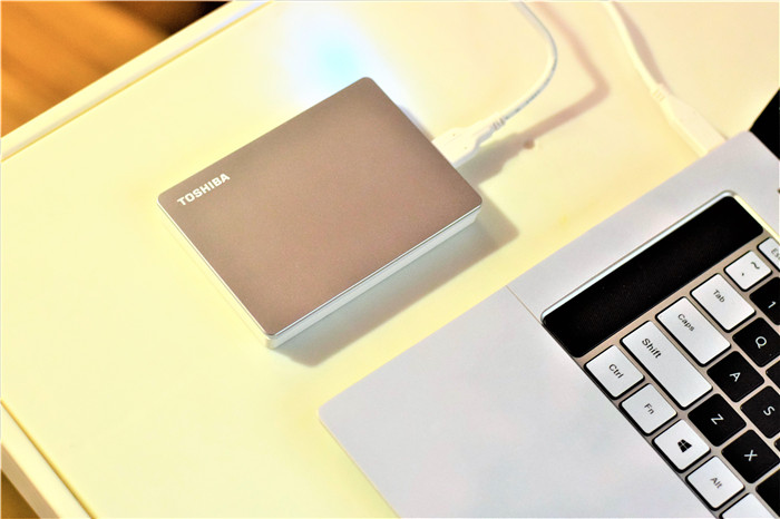 东芝canvioflex怎么样,东芝移动硬盘slim和flex选择