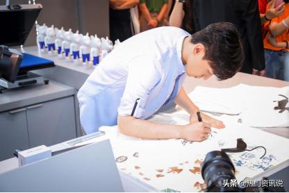 杰克琼斯携手邓伦,用Nordicore解密极致风尚店