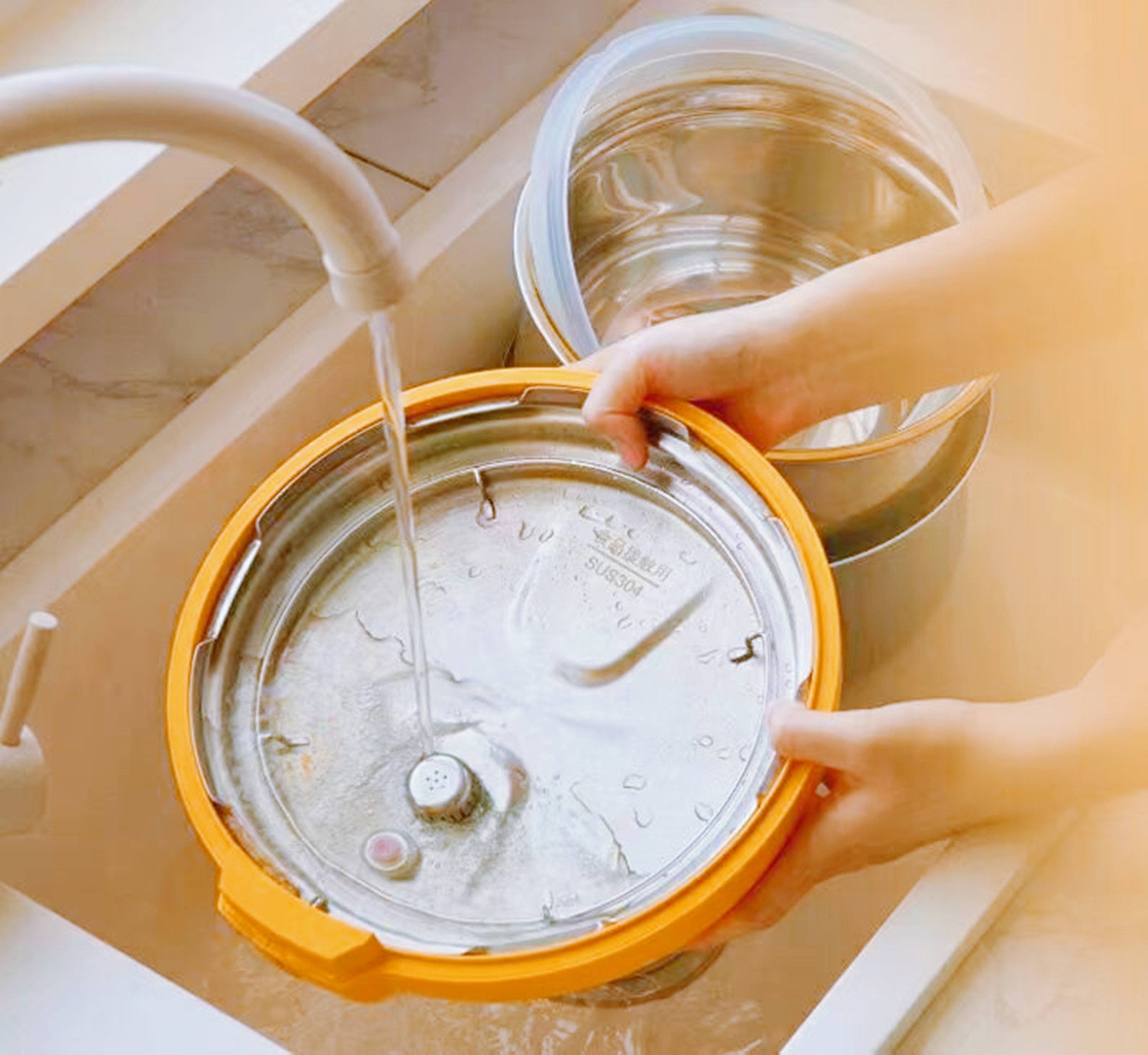 网红电压力锅,双胆电压力锅排行榜第一名小熊