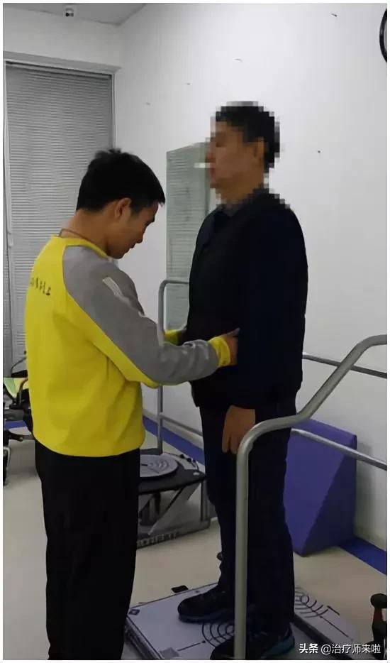 脑卒中后的肌力训练,脑卒中坐位平衡功能训练