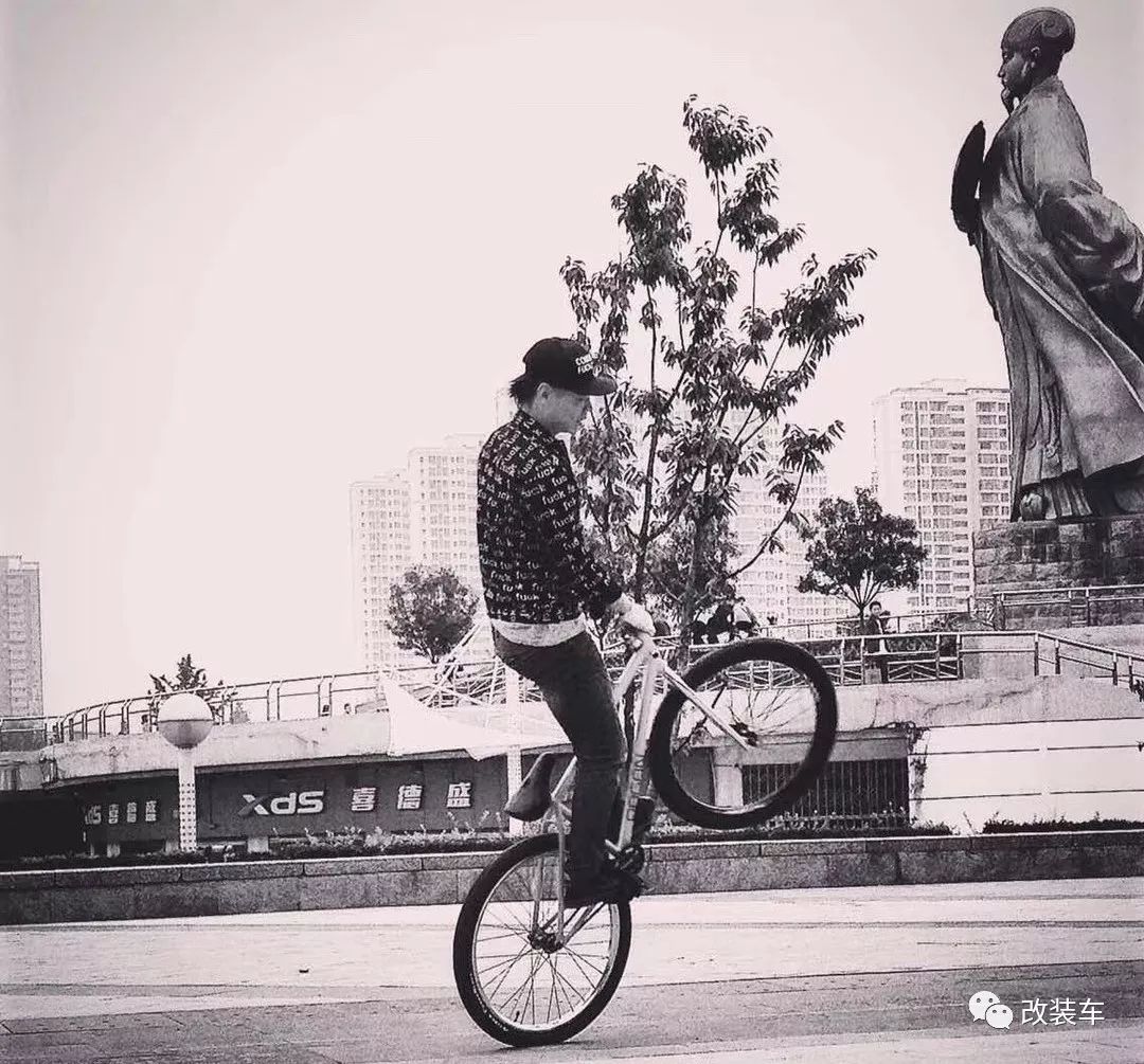 奔驰c旅行体验,开着奔驰c级车在路上