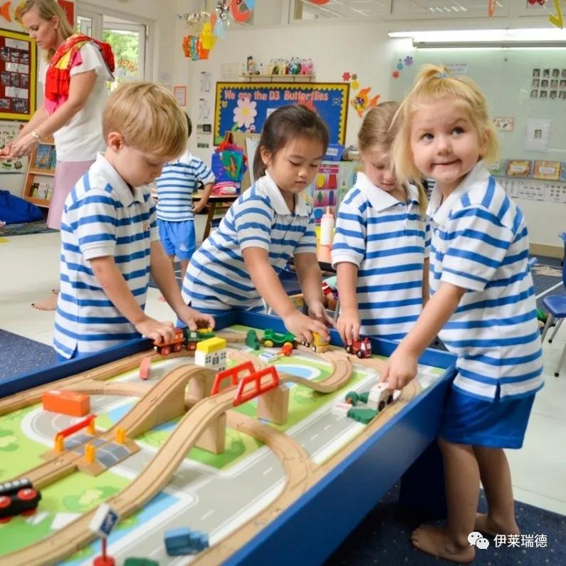 0-3岁托班适合报的课程,适合托班0-15个月宝宝的课程