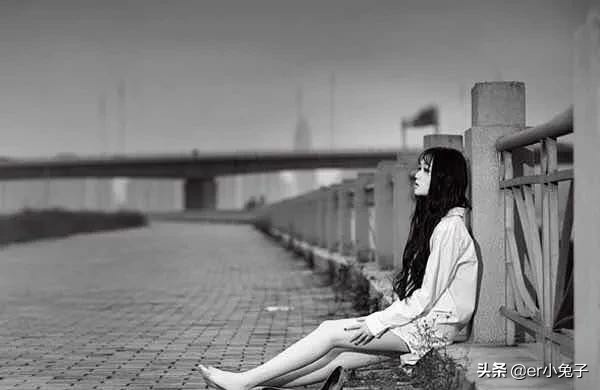 一个人总是独来独往这样好吗,一个人经常独来独往是什么意思