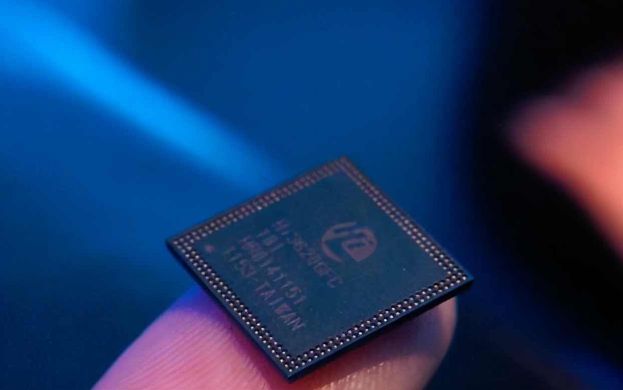 没有免费的晚餐,asml光刻机卖得最贵是多少