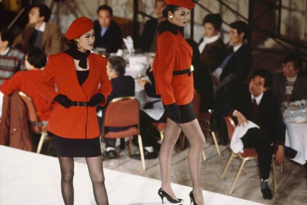 那个开放、捞金、激情的90时代，才仅仅过去了20年而已