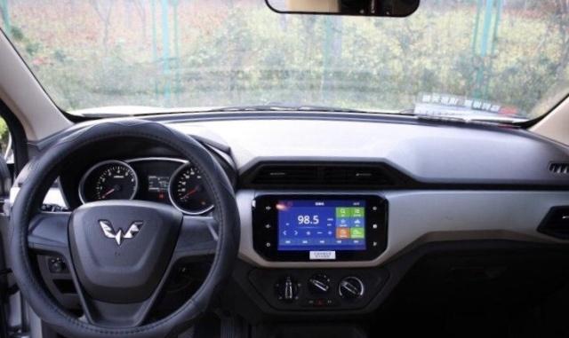 5.98万五菱宏光,5.88万五菱宏光s