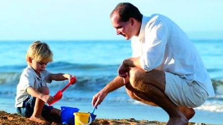 如何正确引导孩子爱臭美,孩子臭美是什么原因