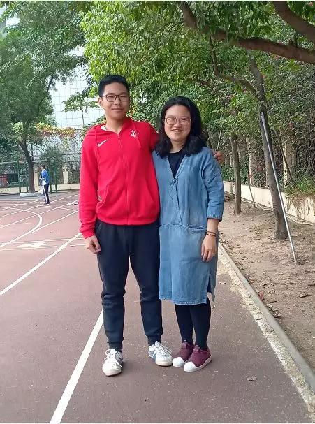 邑人电影院的读者们，向您拜大年了