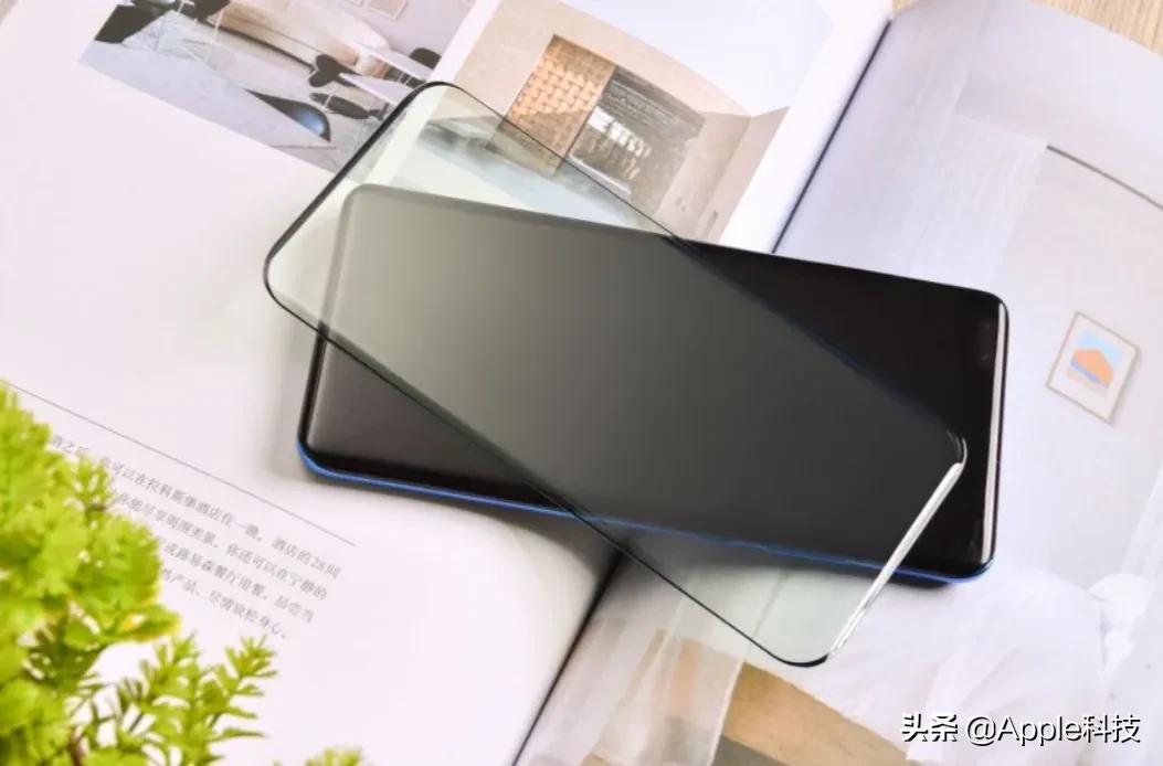 手机保护膜水凝膜好还是钢化膜好,曲屏手机贴钢化膜好还是水凝膜好