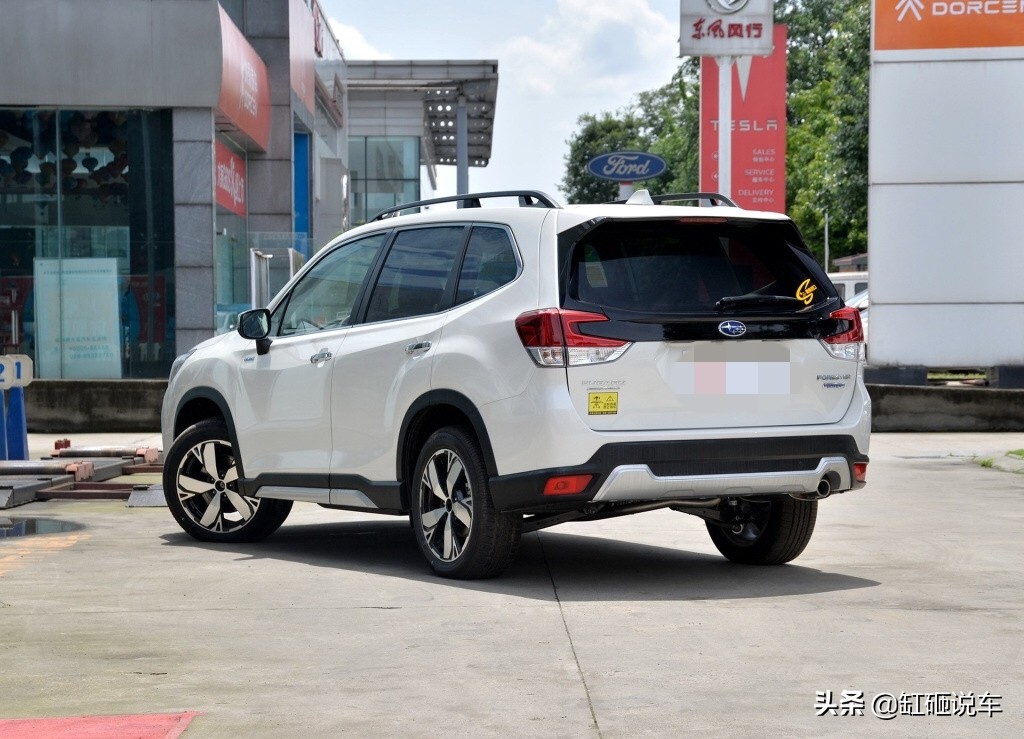 有多少人懂得欣赏它？全系标配真皮方向盘，原装进口还是四驱