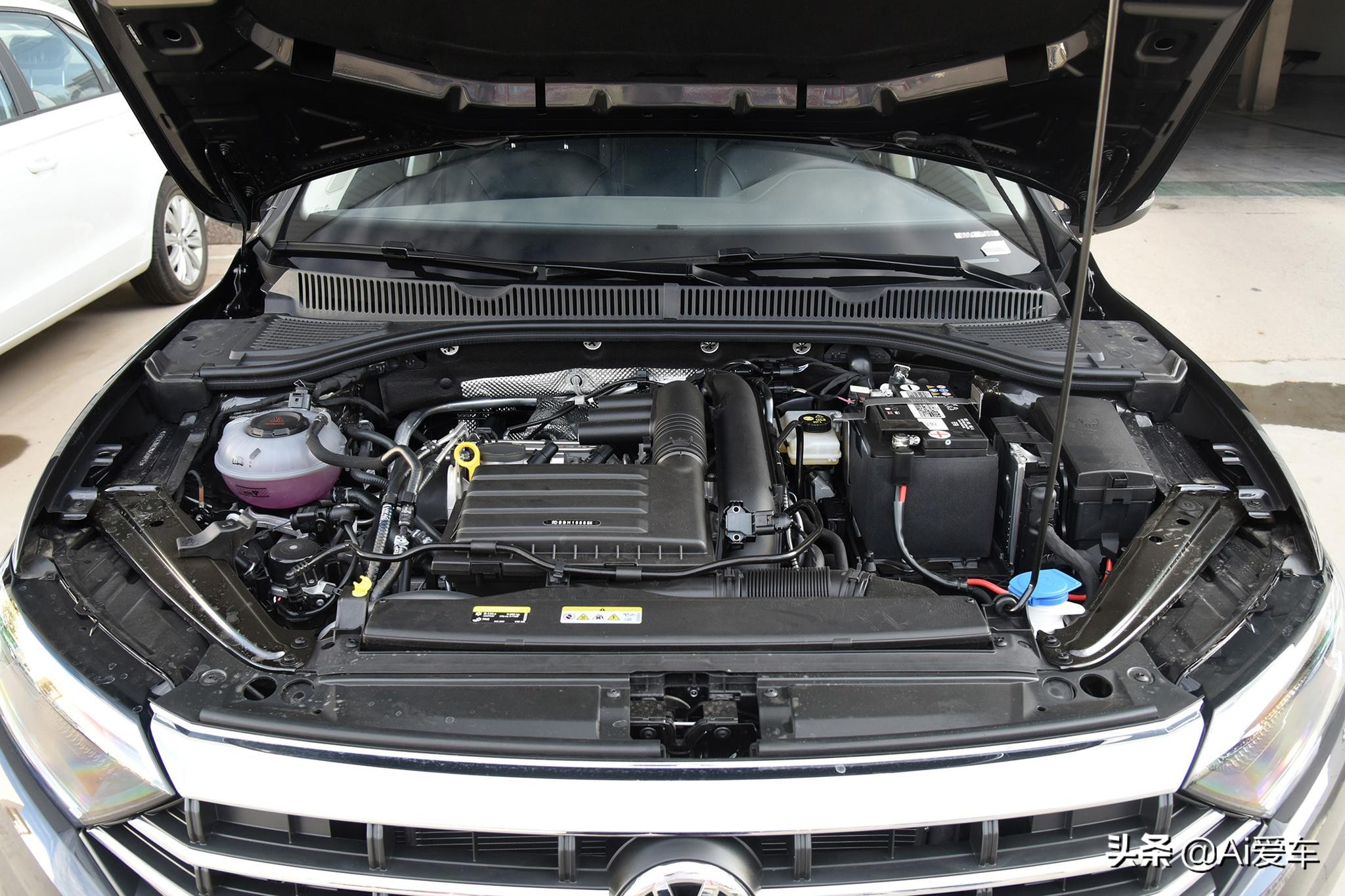 空间大省油配置高价格亲民的轿车,空间高省油家用轿车推荐