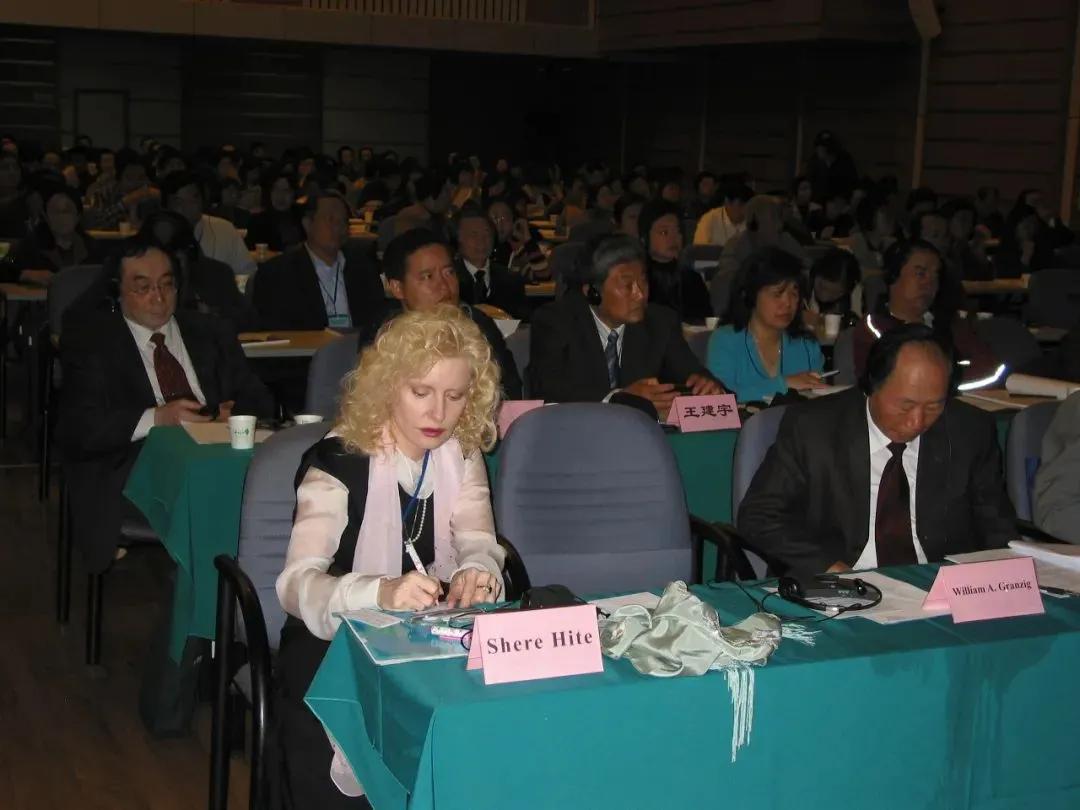 怀念海蒂,那个为女性探寻*福性**的边界却惨遭流放的女人⋯⋯