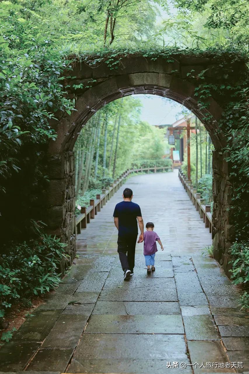 无需攻略,这12个绝美宝藏小城,随便挑一个小住几日,就很惬意