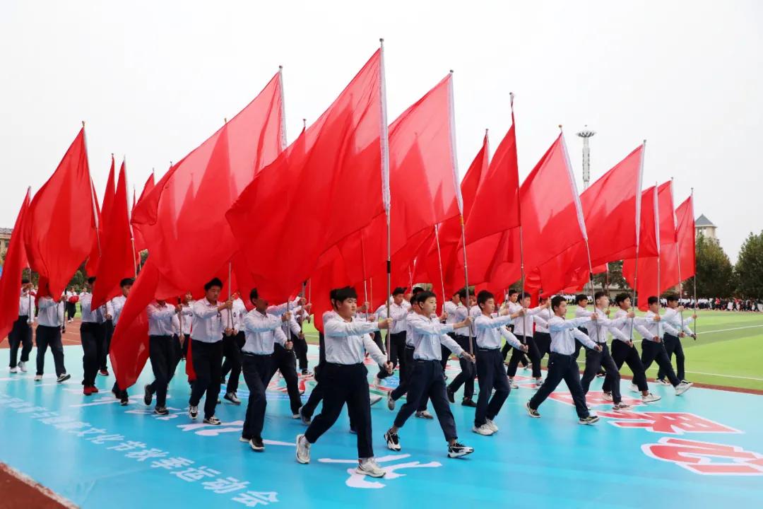 一场文化与体育的视觉盛宴|超炫、超燃、超感动，一起领略翔宇中学带给我们“和整个世界站在一起”的感觉