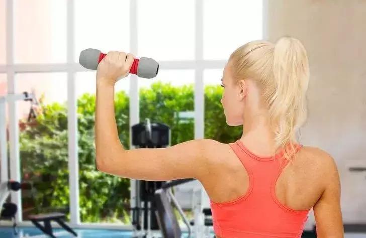 手臂紧实瘦手臂最有效方法,手臂粗怎么减只瘦手臂