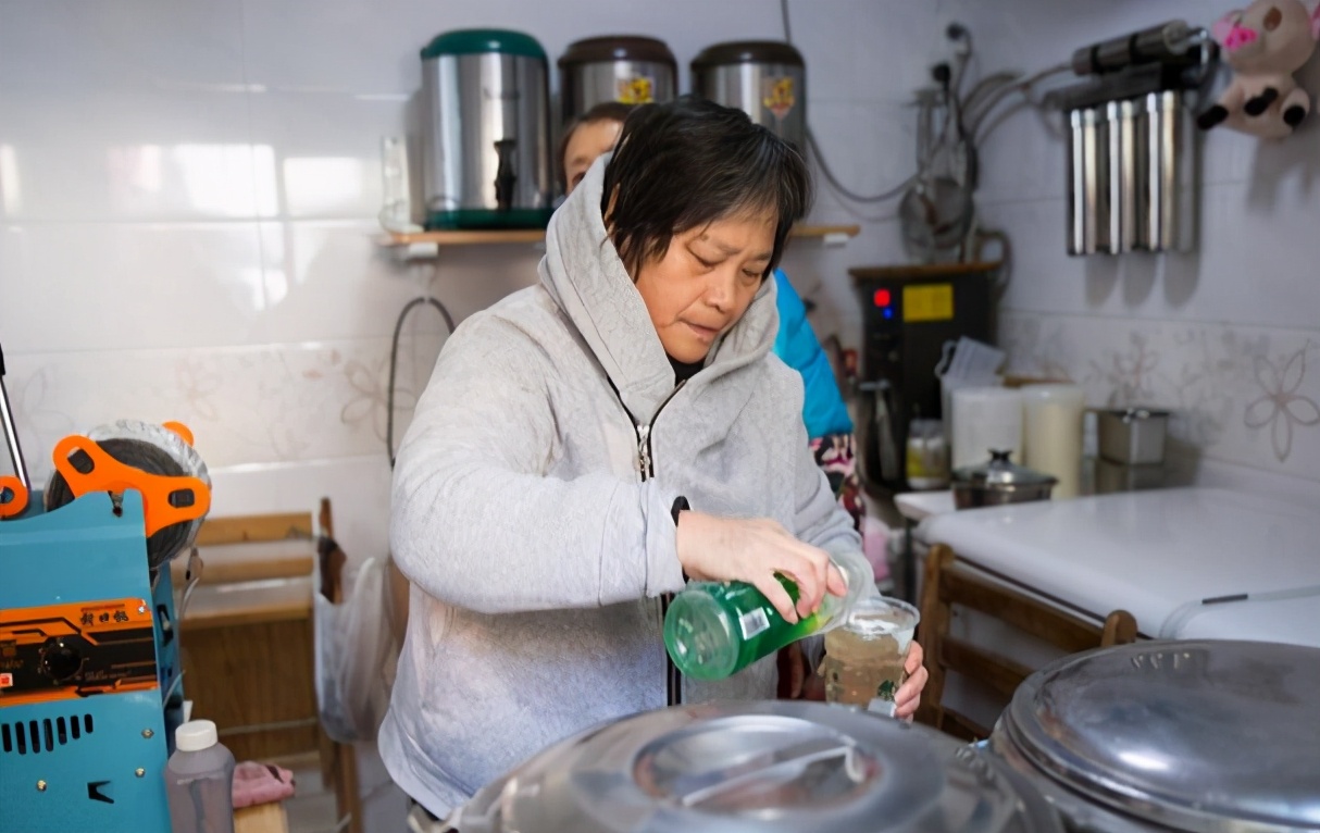 上海这些店铺为何不挂招牌,上海这些店能有多好吃