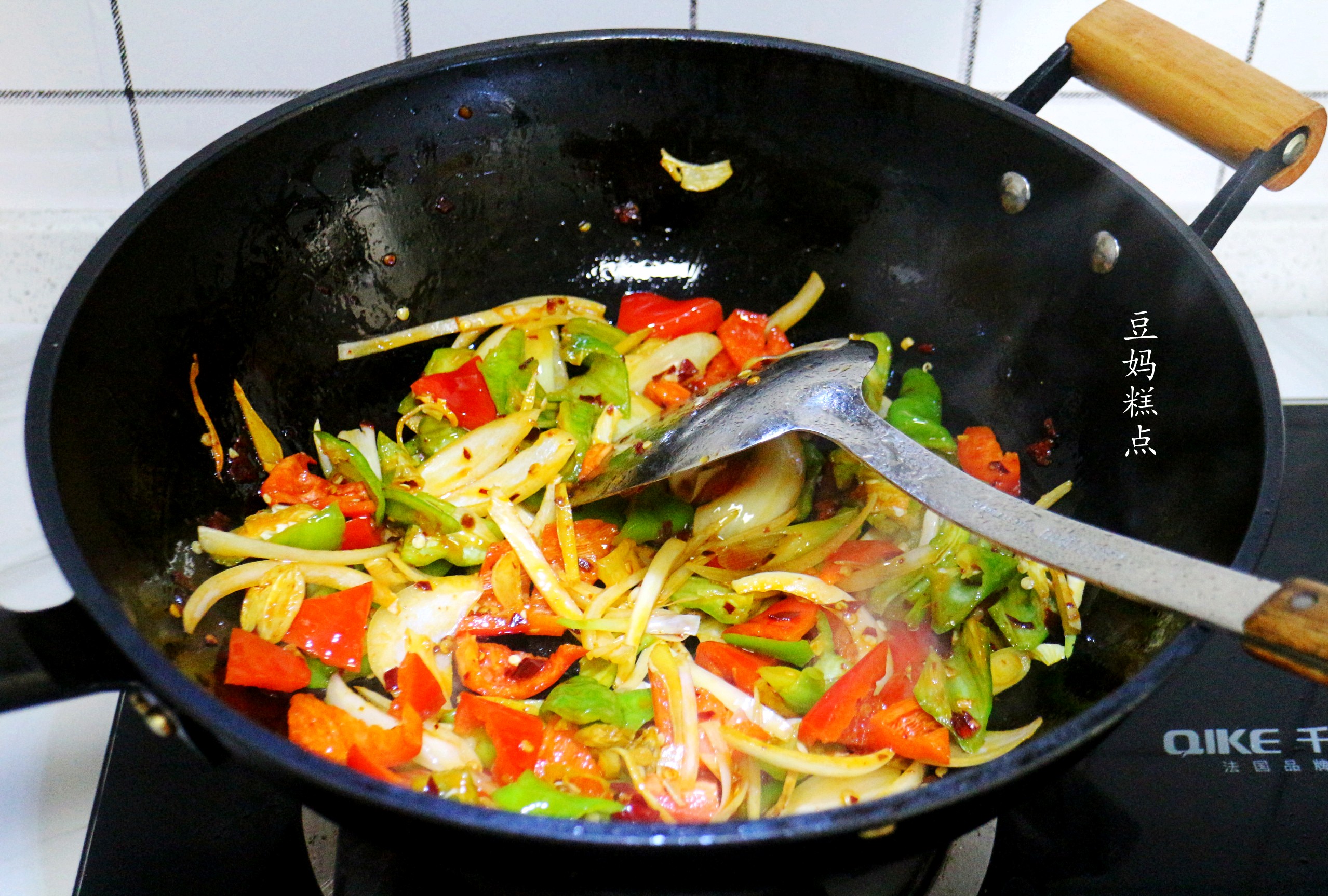 经常熬夜吃什么下饭菜,简单易上手的补气血的菜