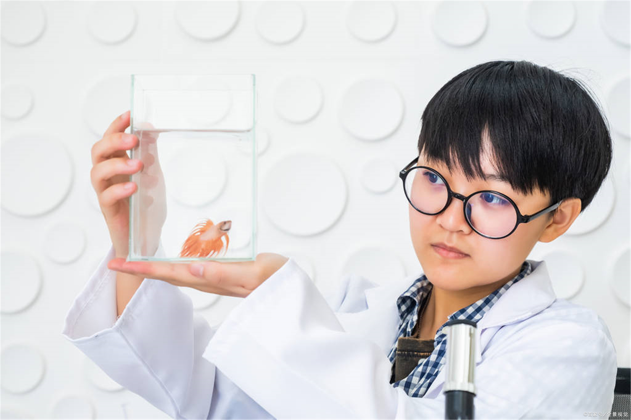 武大博士后杭州社区做社工，月薪五六千，每个选择都值得尊重