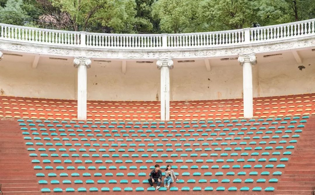 婀栧崡闀挎矙姘戞斂瀛﹂櫌,闀挎矙姘戞斂鑹烘湳瀛﹂櫌