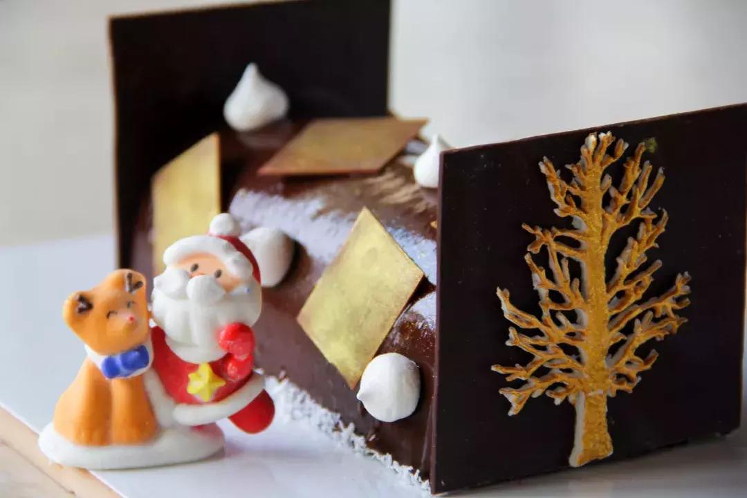 偷吃了一口圣诞老人的点心,找回少女心|涵碧楼·LBar