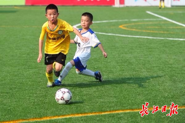 武汉晚报杯足球比赛,武汉晚报杯足球赛小学组