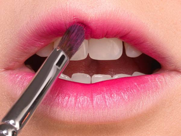 女生四种嘴唇,女生的五种口红