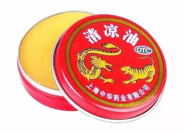 蚊虫叮咬宝宝可以抹蛇油膏吗,蚊虫叮咬儿童可以用清凉油抹吗