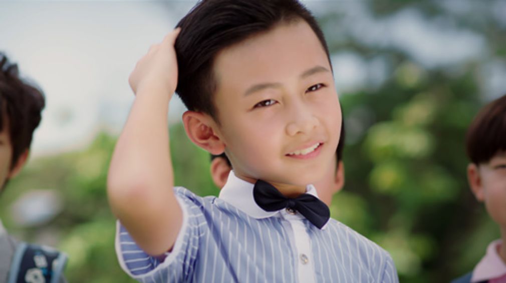 社交门票小天才,与它背后的中国家长收割机