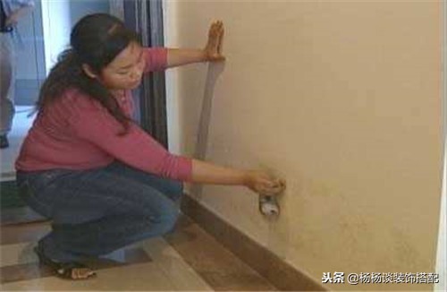 白色油漆墙面发霉怎么处理,白色墙壁脏了怎么处理