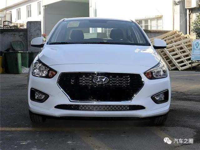 现代瑞纳和飞度哪个值得买,现代瑞纳二手车怎么样值得入手吗