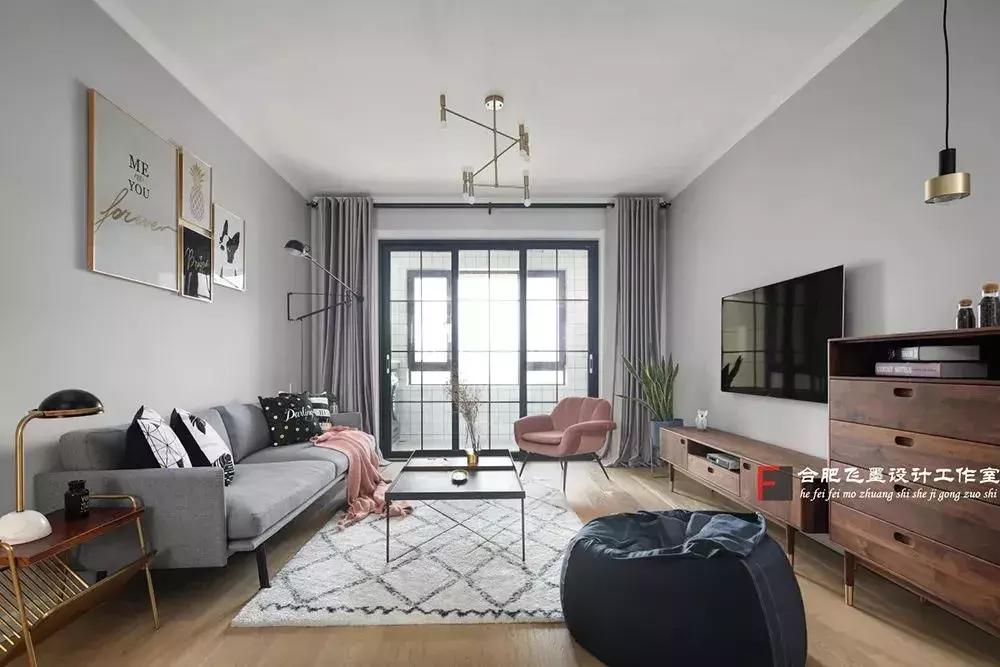 如今不流行照着样板房装了，电视剧才是潮流，配色高级美又正宗