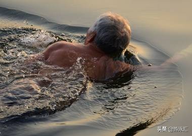 冬泳的真实感受,冬泳爱好者必备知识冬泳的概念