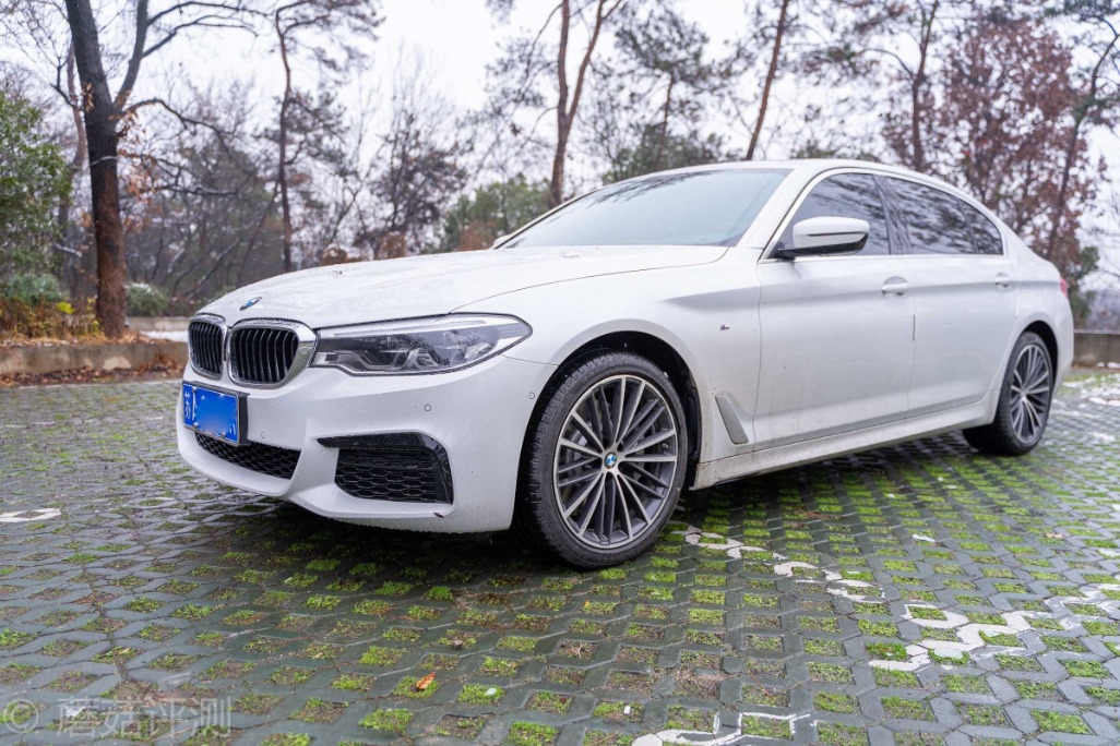 50万预算够买宝马530i吗,50万买宝马5系l4