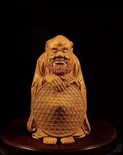 竹雕金蟾怎么玩,竹雕有盘玩价值吗