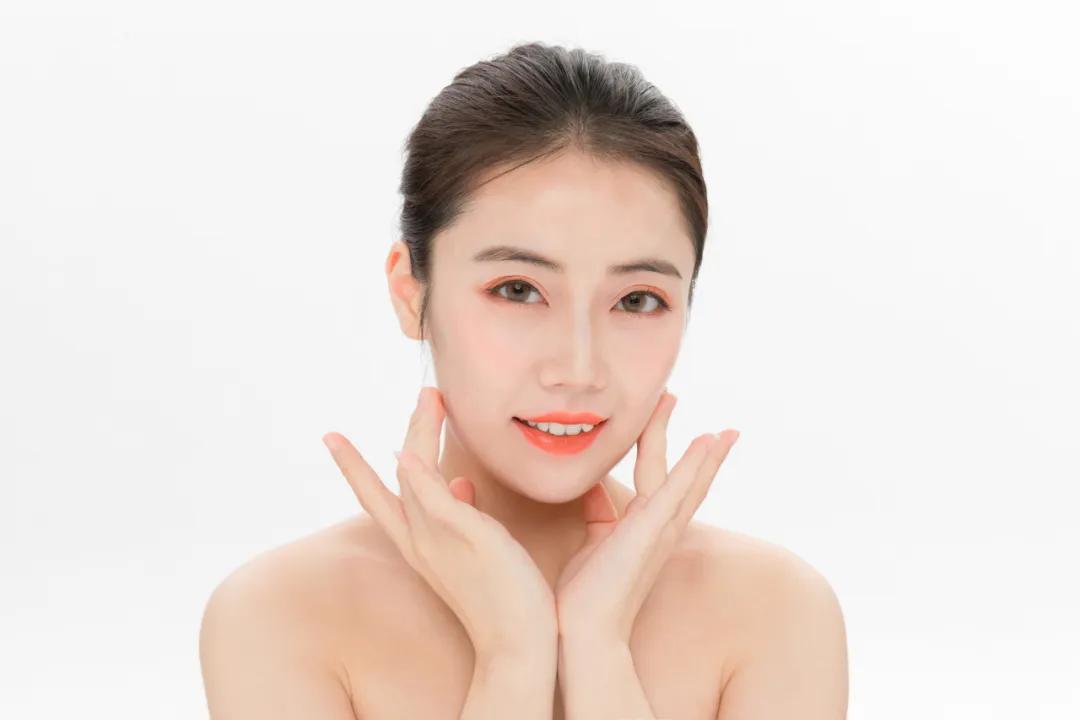 痘印痘坑毛孔粗大怎么消除,青春期留下的痘印痘坑怎么消除